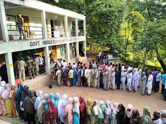 54.11 % voter turnout till 7 pm in second phase of polling in J-K