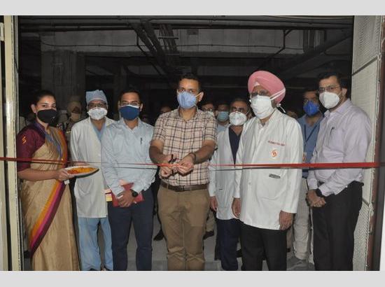 Jalandhar DC launches post COVID ICU & Oxygen Plant in Shrimann Hospital