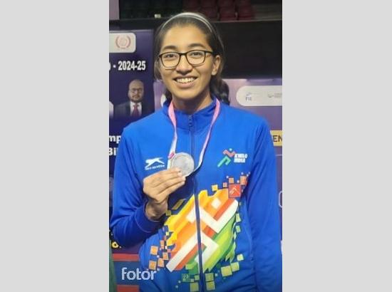 Carmel Convent student Samaira D’Souza clinches Bronze Medal at Junior National Fencing Championship 2024-25