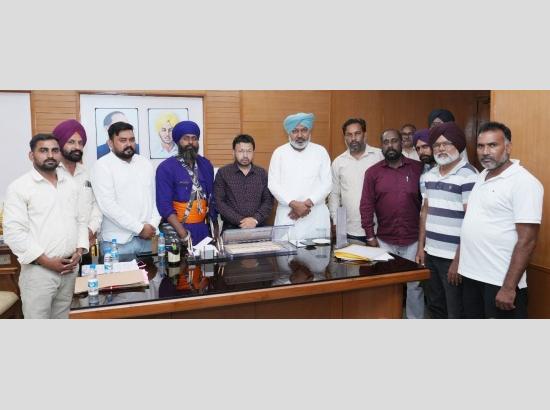 Harpal Cheema, Ravjot Singh Meet Employee Unions; Assure Timely Redressal of Demands