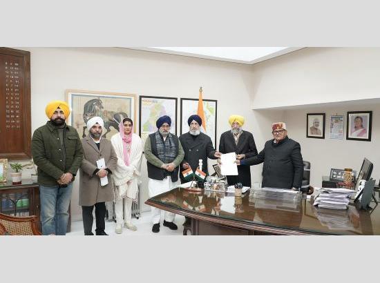 SAD appeals to the Governor to pass directions to ensure protection of Bikram S Majithia’s life.

