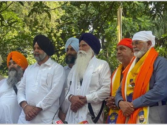Breaking: Former ED officer Niranjan Singh and former DSP Sekhon join Waris Punjab De