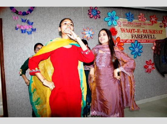 “Waqt-e-Rukhsat” farewell ceremony held at DSCW 