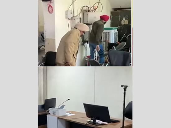 Bomb threat at Kharar SDM office triggers mass evacuation; Bomb squad on site