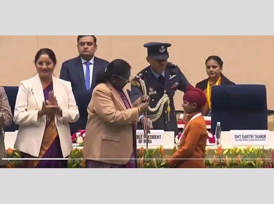 Ferozepur’s 10-Year-Old Shavan Singh honoured with Pradhan Mantri Rashtriya Bal Puraskar; Watch Video 