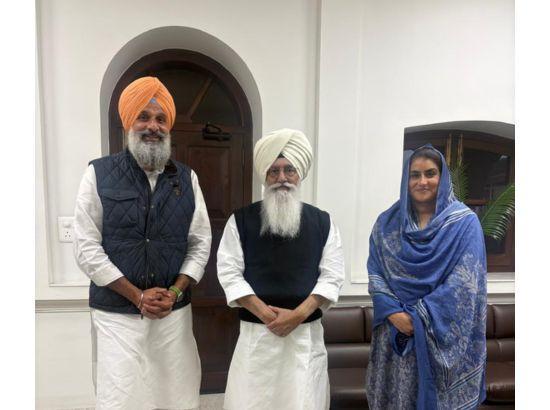 Bikram Majithia calls on Dera Beas Chief