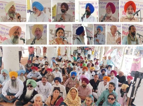 Pro-Punjabi Groups Stage Protest Over Punjabi Language Bias in Army Schools