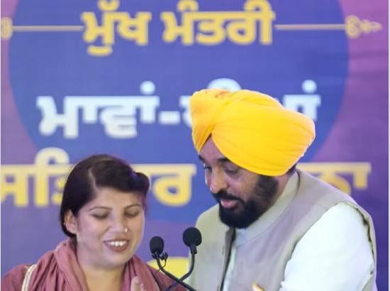 Breaking: Wait ends for Punjab Women as CM Mann transfers first ‘Samman Rashi’ to beneficiaries’ bank accounts; Watch Video
