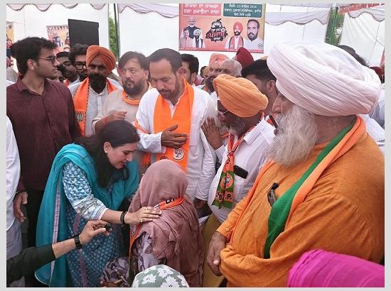 Bansuri Swaraj's Compassionate Outreach in Mansa