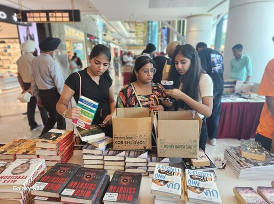 Kitab Lovers Mega Book fair 