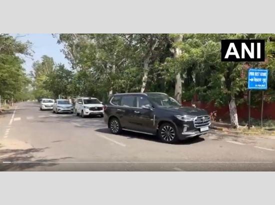 Mann, Kejriwal and Atishi meet Jailed AAP leader Deepak Singla in Ambala Jail