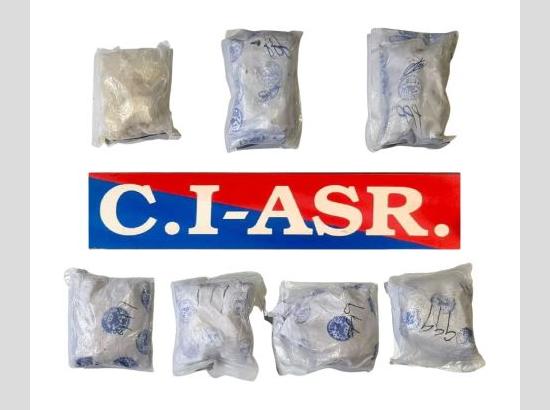 Two linked to narcotics smuggling module held with 7 KG Heroin in Amritsar