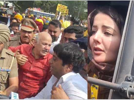 Breaking: AAP protest against CEC in Chandigarh; Manish Sisodia, Harpal Cheema, Sonia Mann detained; Watch Video