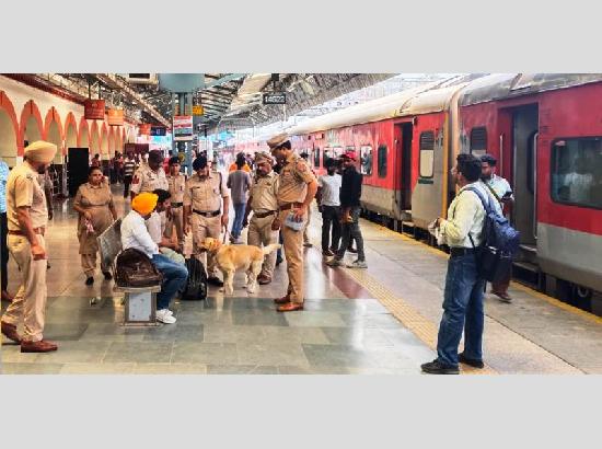 Under PASO, special security check at Railway Station ahead of Independence Day 