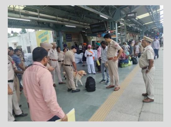 GRP, RPF conduct major search operation at Railway Stations ahead of Independence Day