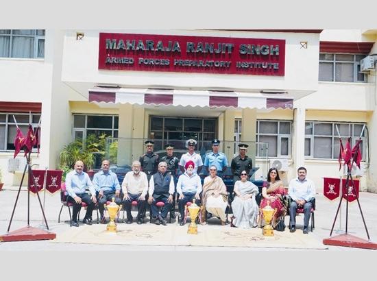 MRSAFPI honours distinguished alumni with the ‘Achievers Award’