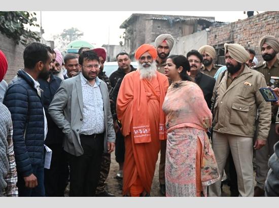 Buddha Dariya Rejuvenation: Minister Ravjot Singh, MP Seechewal crack down on violators, inspect dairy complex