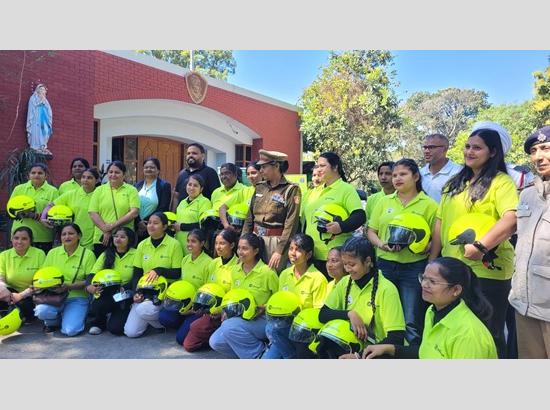 inDrive partners with Chandigarh Traffic Police to spread awareness of road safety on International Women's Day