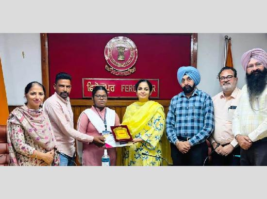DC honours Ferozepur’s two brilliant students shine at State and National levels