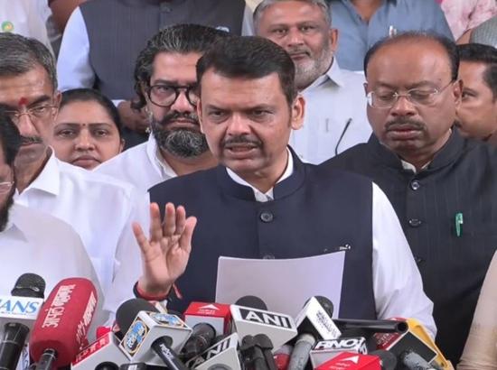 Maharashtra declares drought in 305 talukas, announces Rs 5,000 Diwali bonus for farmers