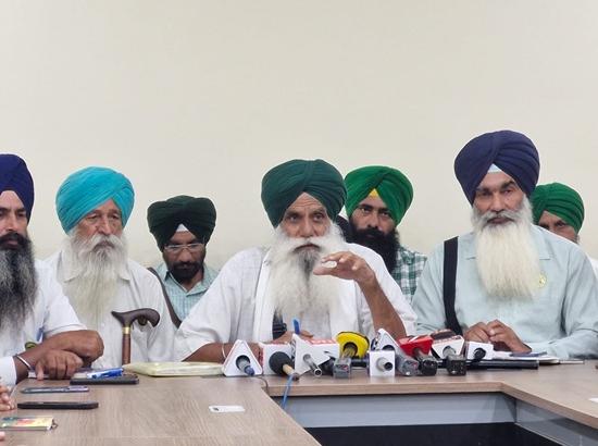 Breaking: Farmers begin 5-day protest outside Minister Harbhajan Singh ETO’s residence, warns of intensified agitation