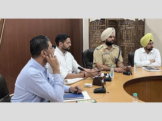 DC Ludhiana convenes with rice millers, assures swift resolution of problems