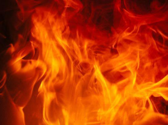 Massive fire engulfs footfall factory, no casualties reported