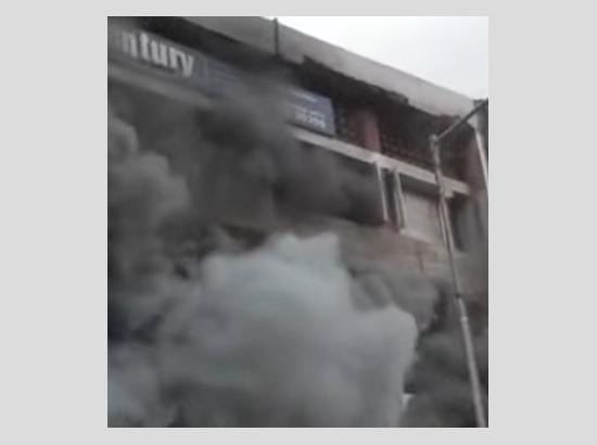 Massive fire breaks out in Chandigarh’s Sector-22 Mobile Market