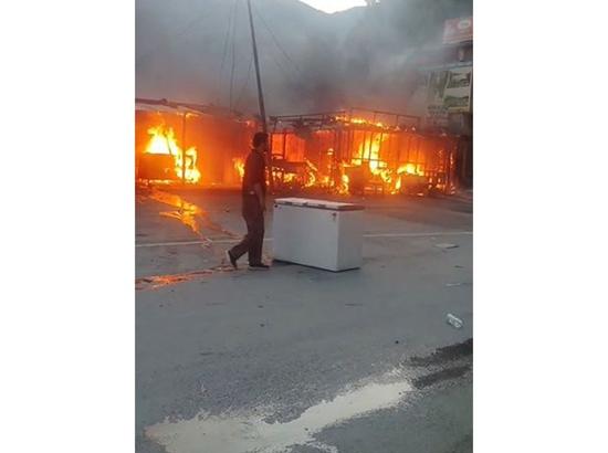J-K: Massive fire engulfs 12 shops in Poonch's Bufliaz sector