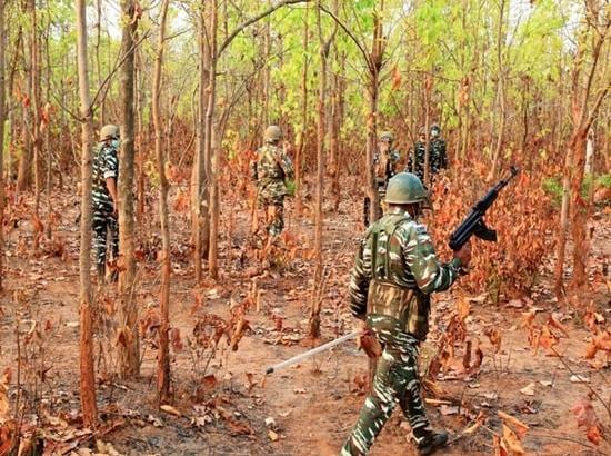 Chhattisgarh: 3 Naxals killed in encounter with security forces in Bijapur