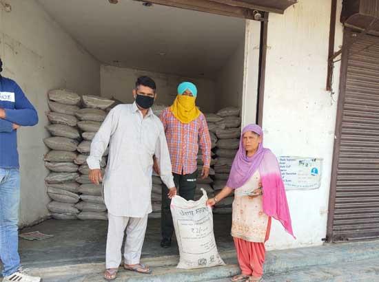 2200 quintal wheat distributed in SAS Nagar during past 3 days