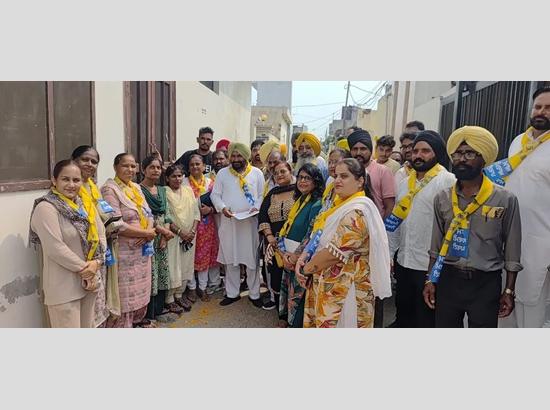AAP MLAs, Constituency incharges take ‘Mann De Munaffe’ door-to-door across Punjab