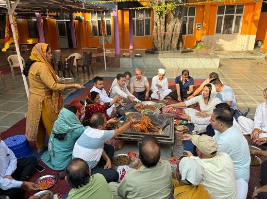 Chandigarh BJP holds Hawan, Aarti and Ardas to mark PM Modi’s historic milestone as longest-serving elected Prime Minister
