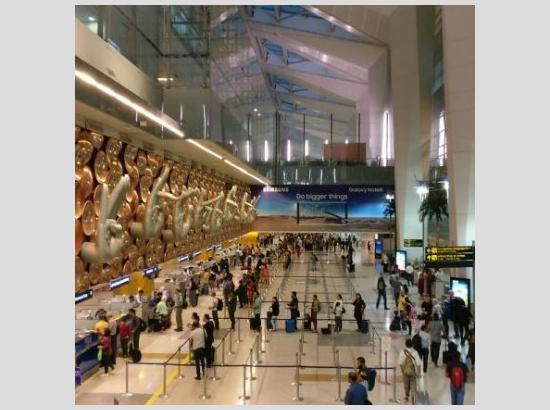 Delhi customs seize 1.2 kg gold at IGI Airport
