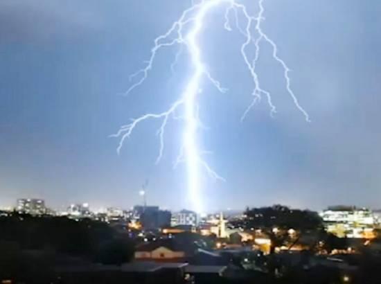 Lightning strike tears through house roof in Punjab’s Mandi Killianwali; Family escapes unhurt