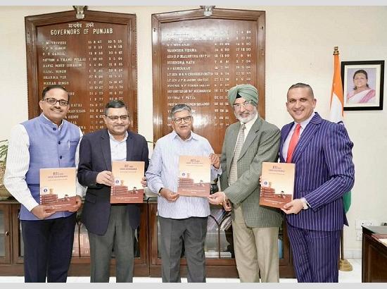 Book on “RTI and Good Governance” Presented to Governor Punjab at Lok Bhawan, Chandigarh⁣⁣
⁣⁣
