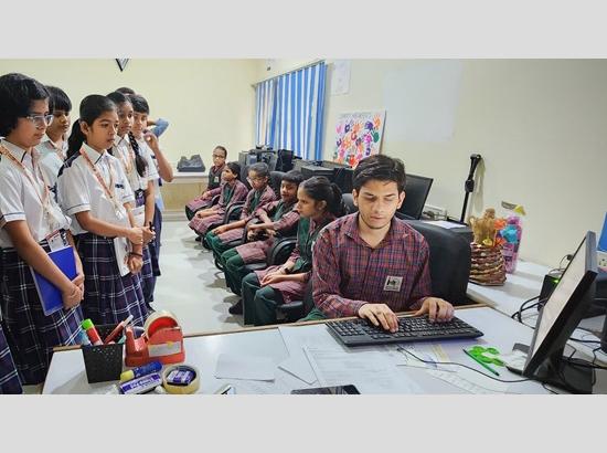 Dass & Brown Experiential Learning School visits institute for the blind to foster empathy, experimental learning