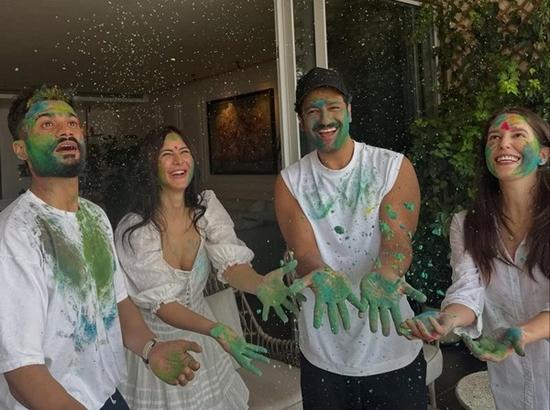 Katrina Kaif, Vicky Kaushal send Holi wishes as they celebrate with loved ones; check pics