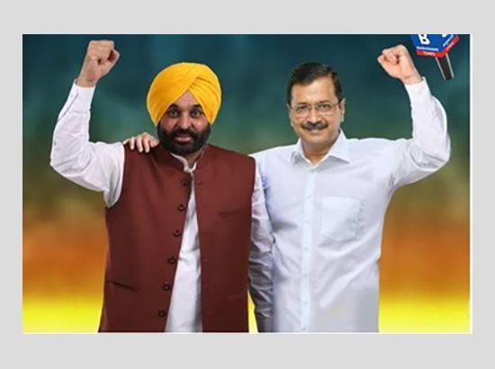 Bhagwant Mann and Kejriwal on two day tour of Gujarat