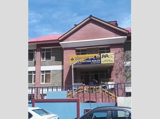 Woman slips while allegedly attempting suicide at Kullu police station, escapes fatal fall