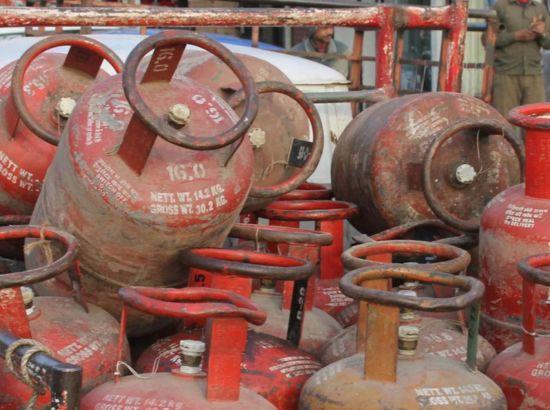 55 LPG cylinders recovered from political leader’s house amid gas crisis