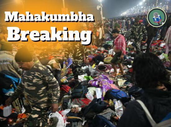 Stampede like situation at Mahakumbh, many injured, Watch official briefs media