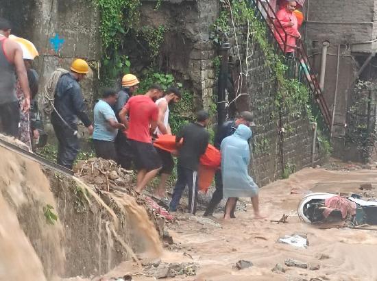 Landslide hits Mandi amid heavy rain; 2 trapped under debris, several vehicles swept away