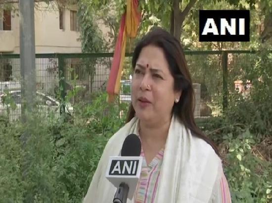 AAP is B-team of Sonia Gandhi, working in collusion with Congress: Meenakashi Lekhi