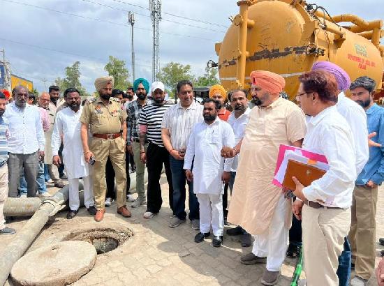 MLA Bhullar launches sewer cleaning drive with Super Sucker Machine