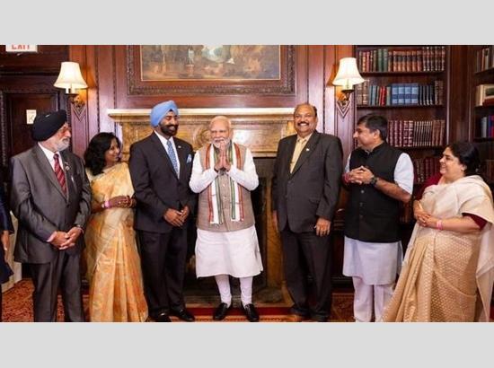 PM Modi meets Sikh delegation in New York