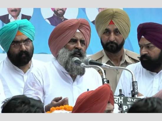 Pargat Singh takes charge as Punjab Congress Chief, Vows ‘Clean Politics’ amid show of unity; Watch Video