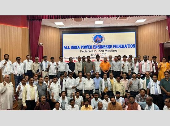 AIPEF threatens  nationwide strike over privatization plans in UP and Maharashtra