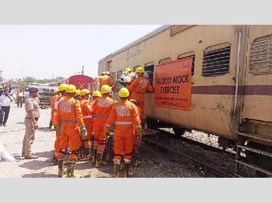 Ferozepur Rail Division conducts Mock Drill to test emergency preparedness