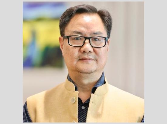'Rahul Gandhi should not run away': Kiren Rijiju asks LoP to face Amit Shah in Parliament
